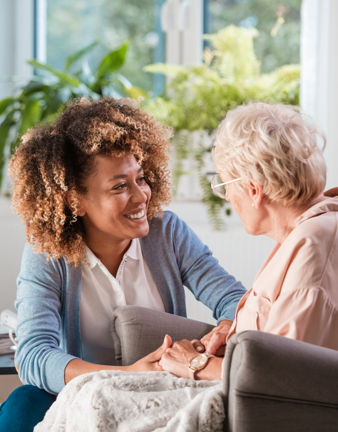 Employee walks with a Female Elderly Patient